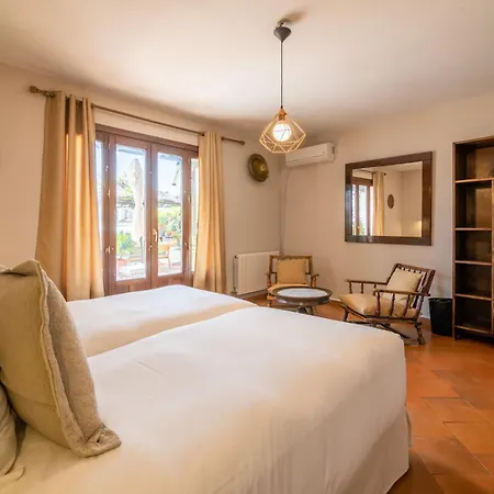Casa Bombo Bed & Breakfast 4*