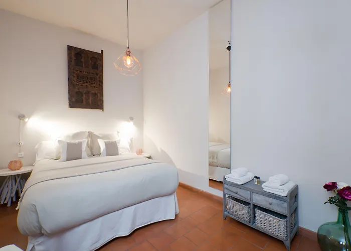 Casa Bombo 4*