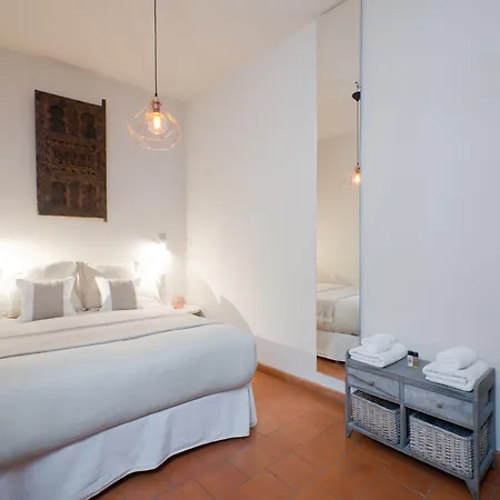 Casa Bombo 4*