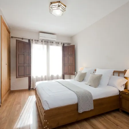 Casa Bombo 4* Granada