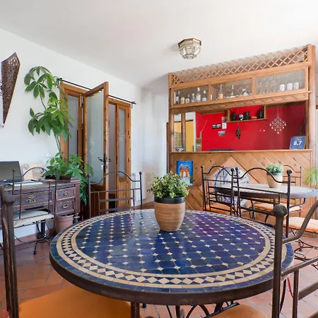 Alojamento de Acomodação e Pequeno-almoço Casa Bombo Granada