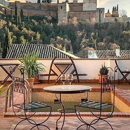 Casa Bombo Bed & Breakfast Granada