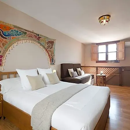 Casa Bombo 4* Granada