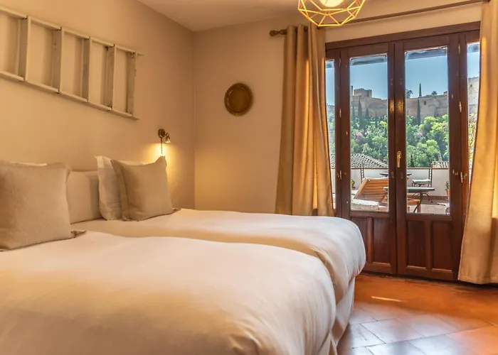 Oda ve Kahvaltı Casa Bombo 4*