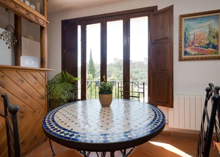 לינה וארוחת בוקר Casa Bombo