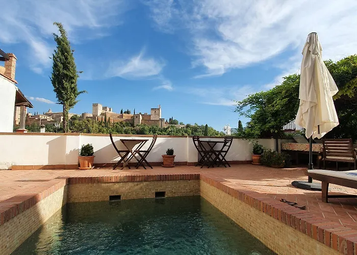 Casa Bombo 4* Granada