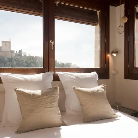 Casa Bombo غرناطة