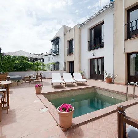 Casa Bombo 3*