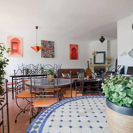 Casa Bombo Nocleg ze śniadaniem 3*