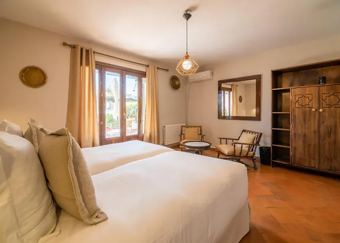 Casa Bombo Bed and Breakfast 4*